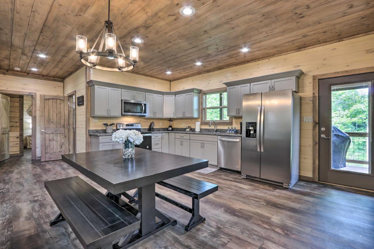 Smoky Cove Retreat With Private Hot Tub And Deck! Villa Sevierville Ngoại thất bức ảnh