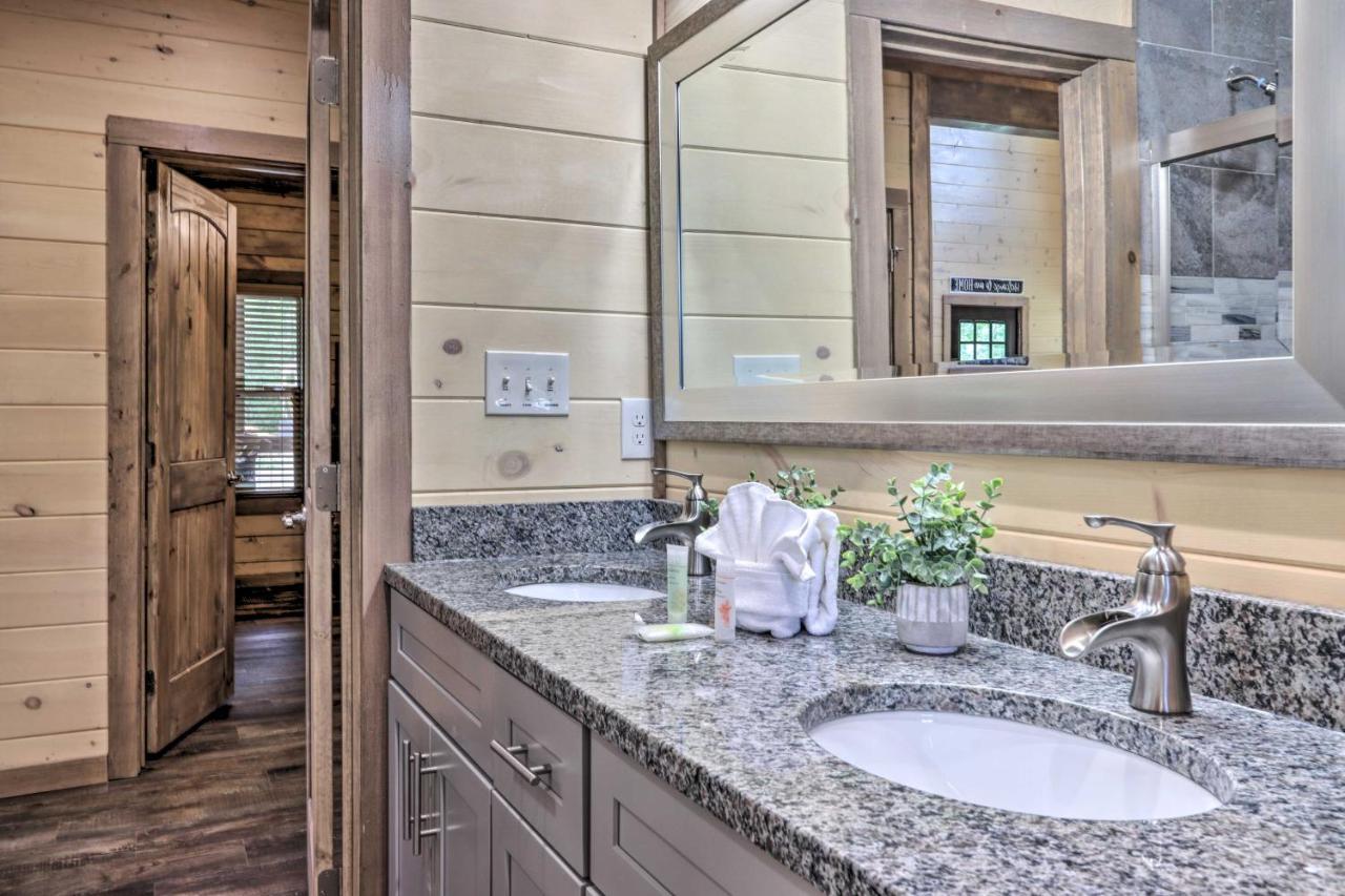 Smoky Cove Retreat With Private Hot Tub And Deck! Villa Sevierville Ngoại thất bức ảnh