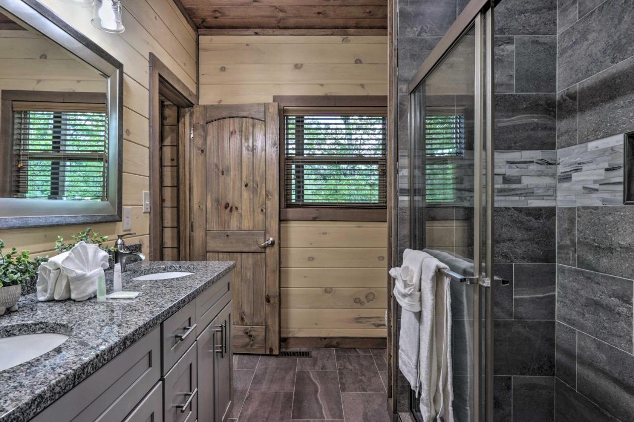 Smoky Cove Retreat With Private Hot Tub And Deck! Villa Sevierville Ngoại thất bức ảnh