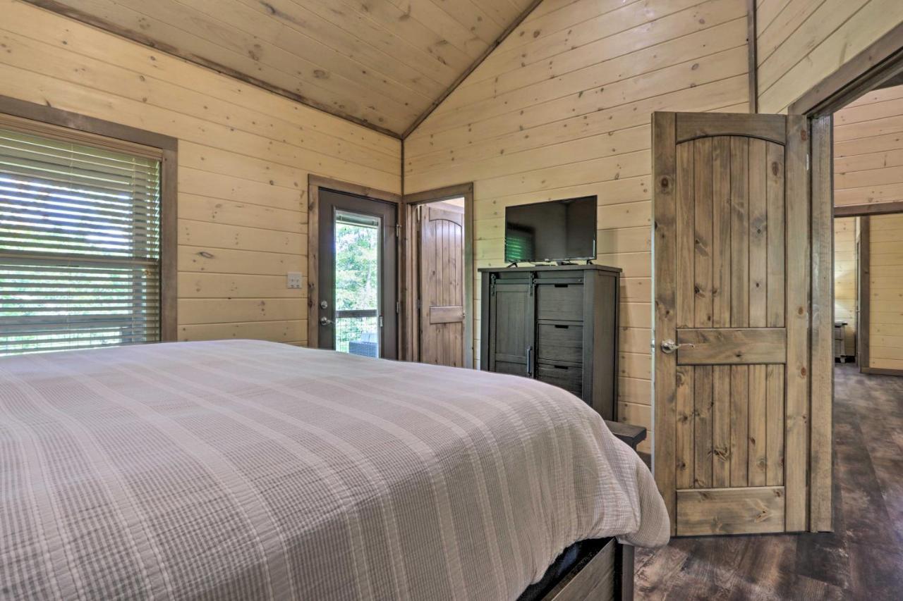 Smoky Cove Retreat With Private Hot Tub And Deck! Villa Sevierville Ngoại thất bức ảnh