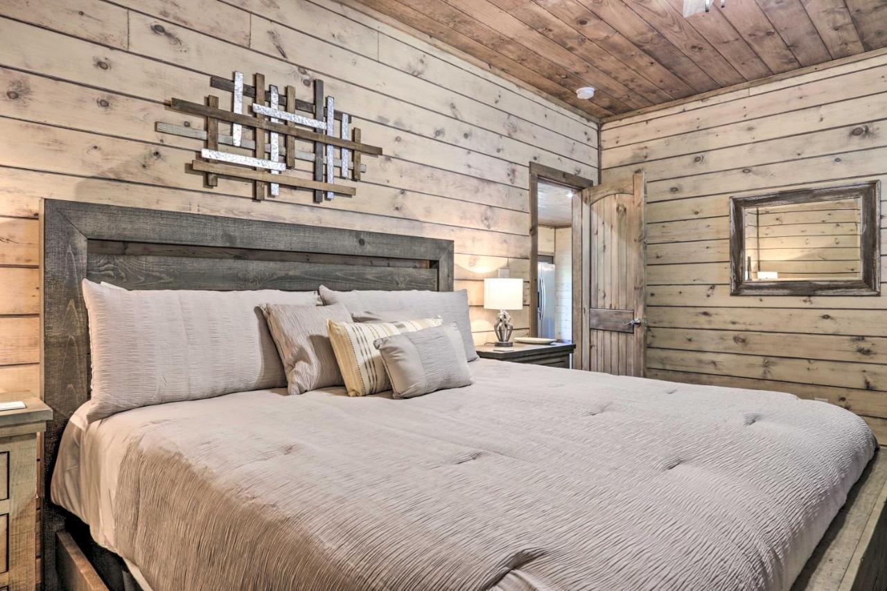 Smoky Cove Retreat With Private Hot Tub And Deck! Villa Sevierville Ngoại thất bức ảnh