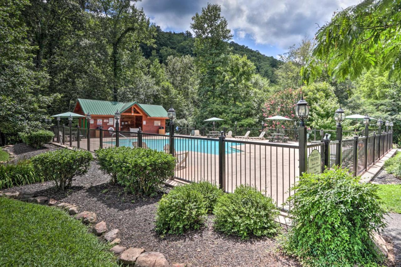 Smoky Cove Retreat With Private Hot Tub And Deck! Villa Sevierville Ngoại thất bức ảnh